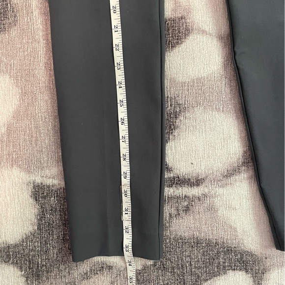 LOFT Petite Grey Marisa Skinny Pant - Size 0P - Picture 3 of 7